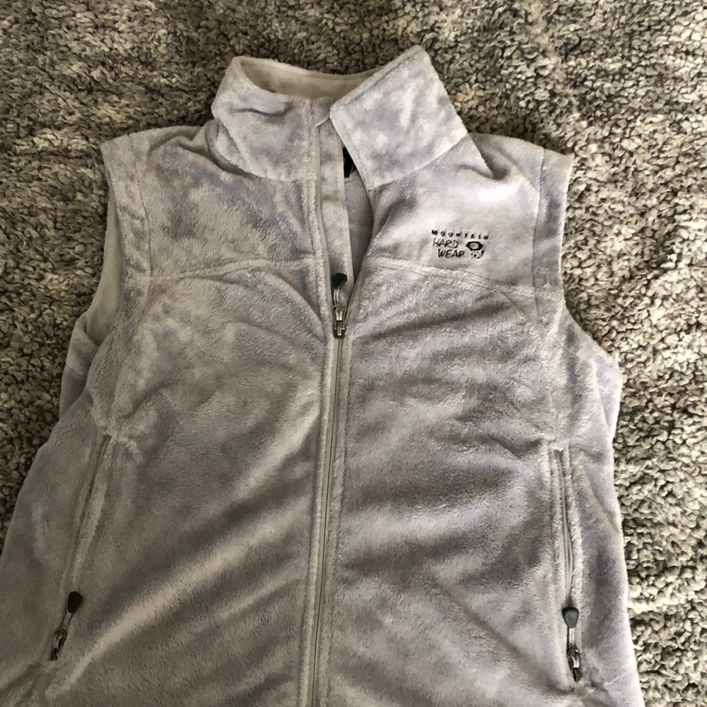 Mountain Hardwear Vest - Picture 1 of 4
